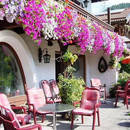 Hahn Garni Ruhpolding
