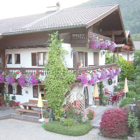 Hahn Garni Ruhpolding